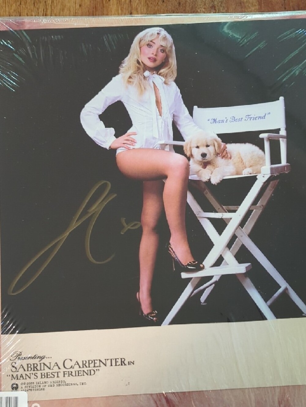 Sabrina Carpenter Man's Best Friend Standard LP  SIGNED  Brand New Sealed - Picture 4 of 8